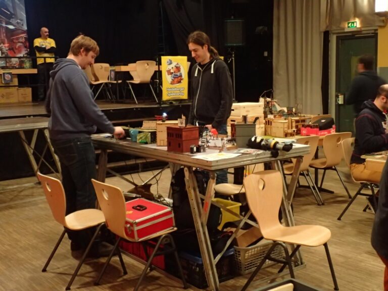 2016 Cave Con 005