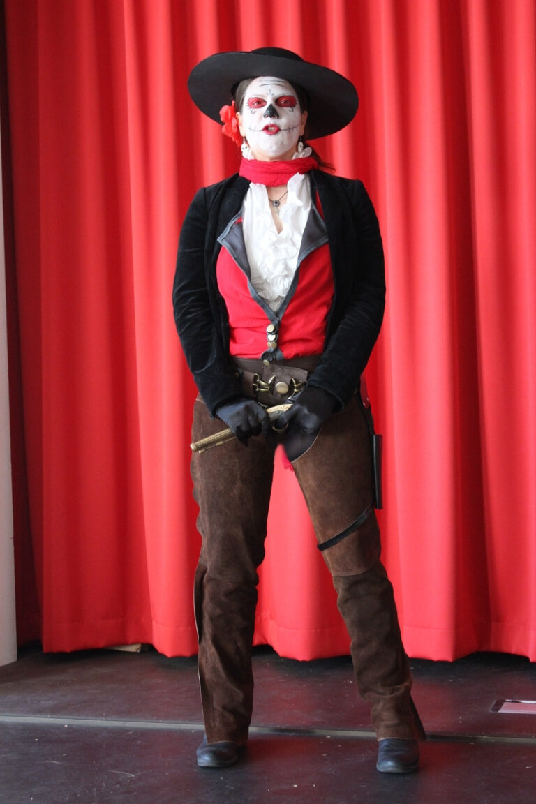 HalloweenContest011